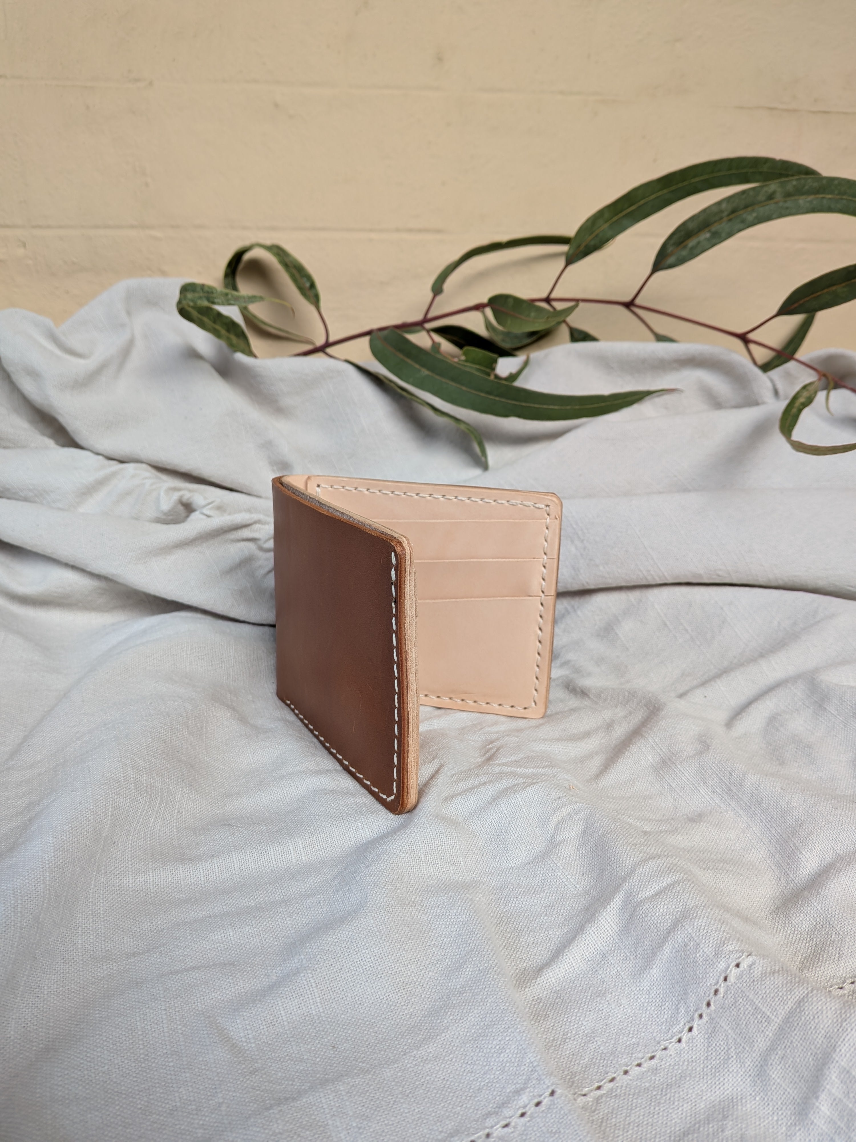 Heritage Leather Wallet in Saddle