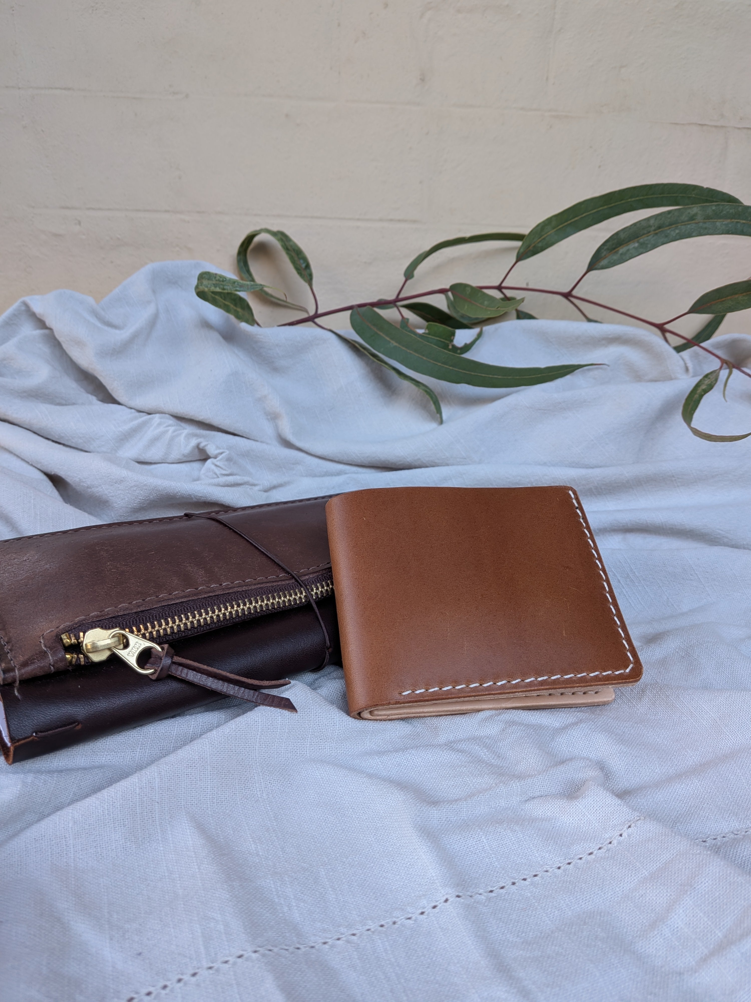 Heritage Leather Wallet in Saddle