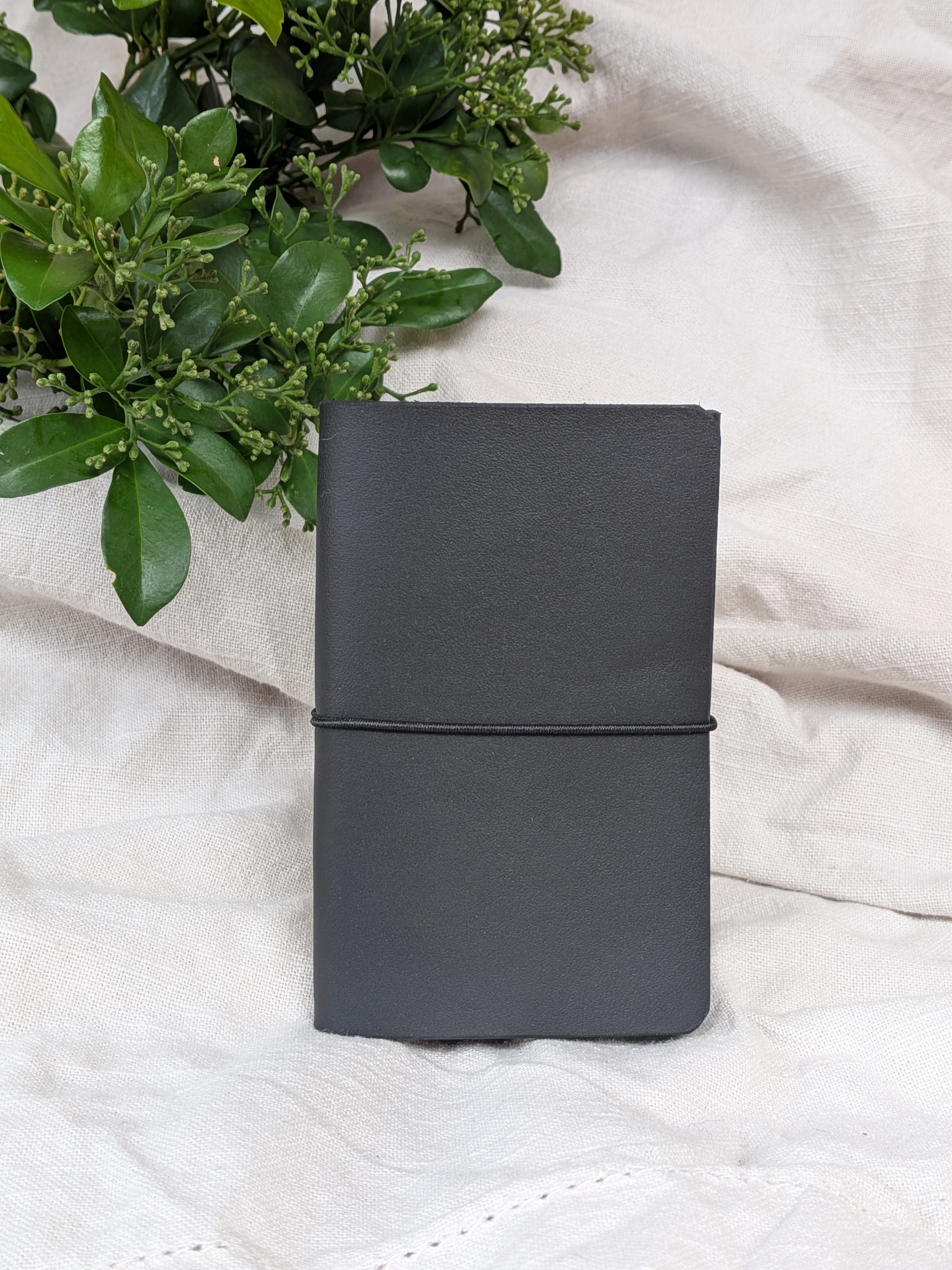 The Card Pouch in Black