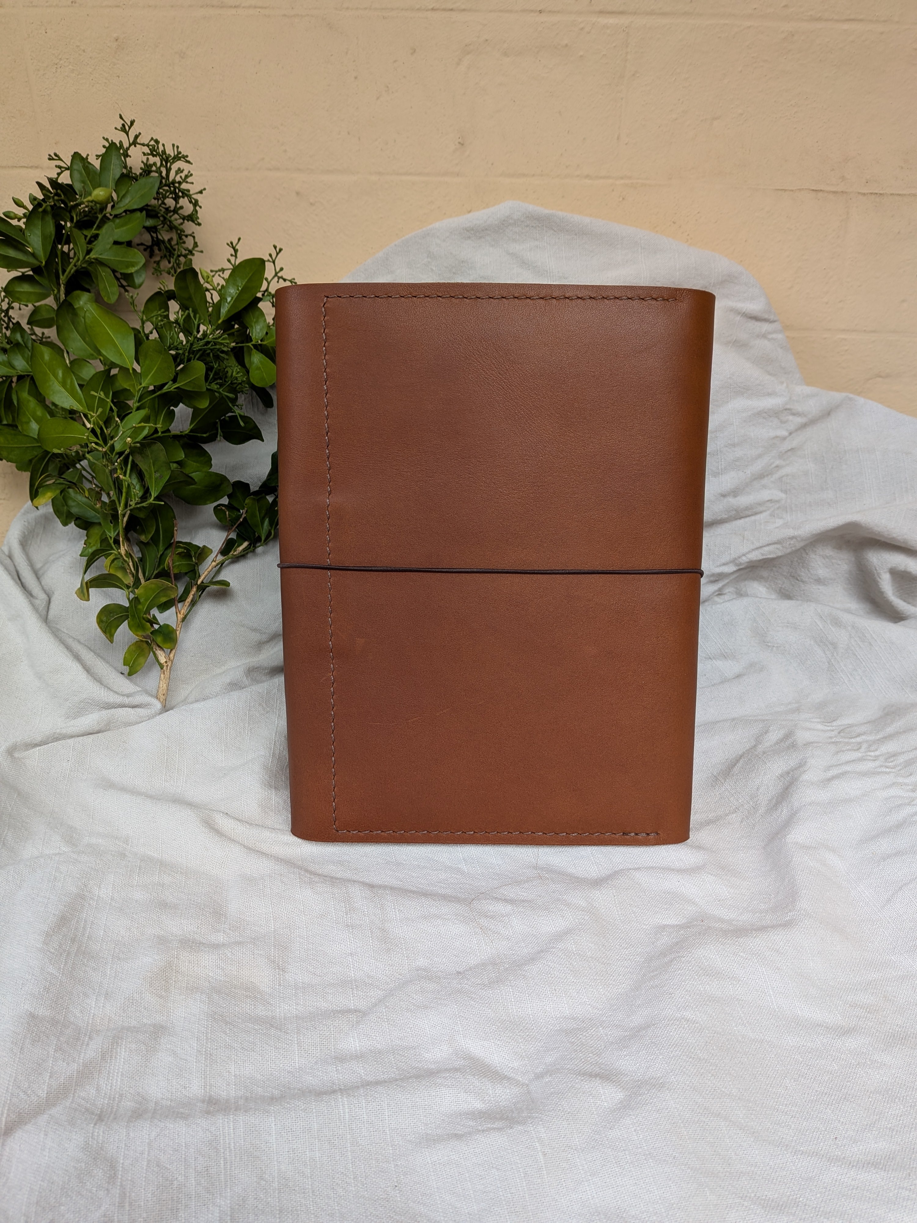 The Folio Cover A5 in Saddle Tan
