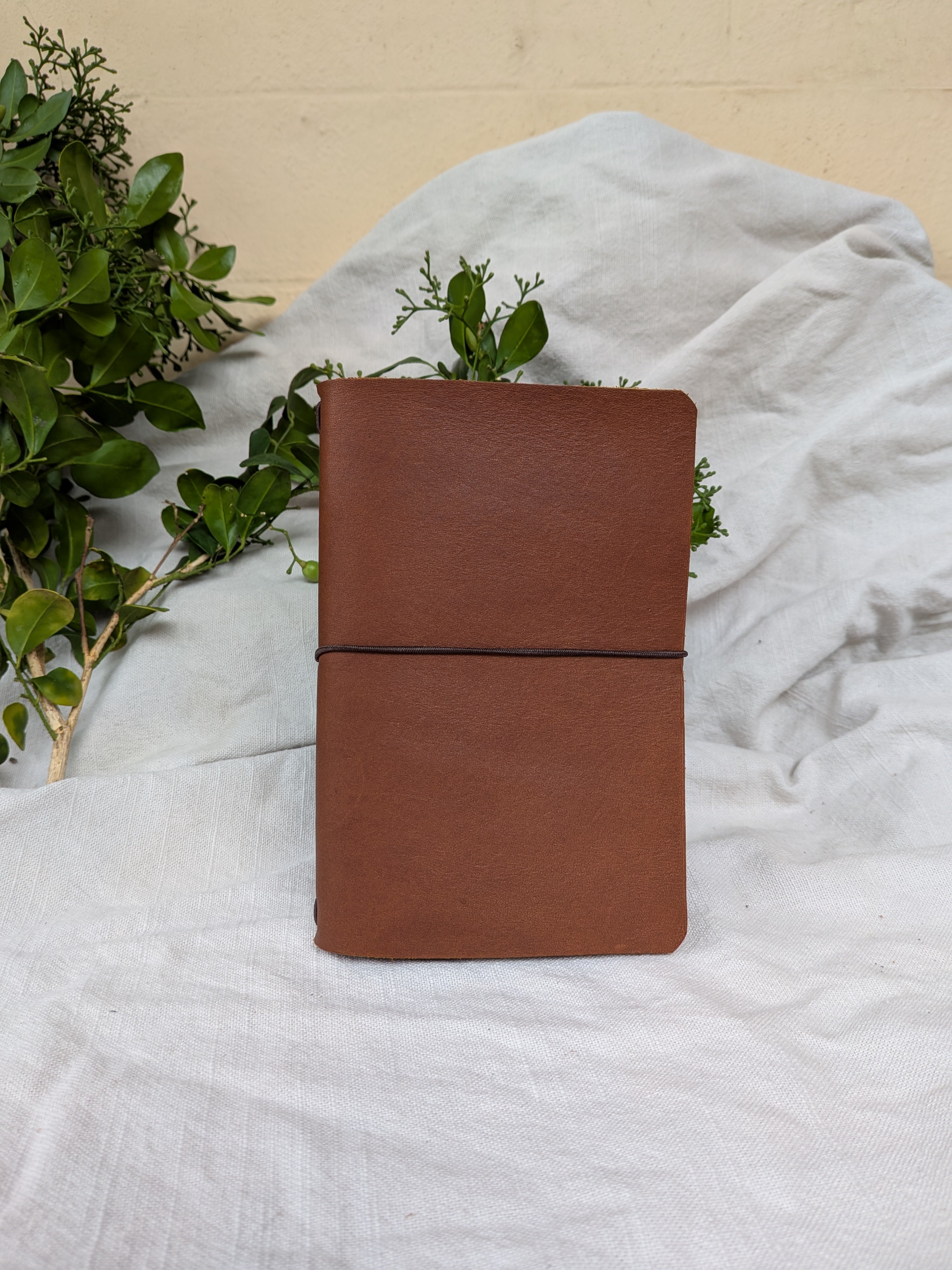 Defence Notebook Cover in Saddle Tan